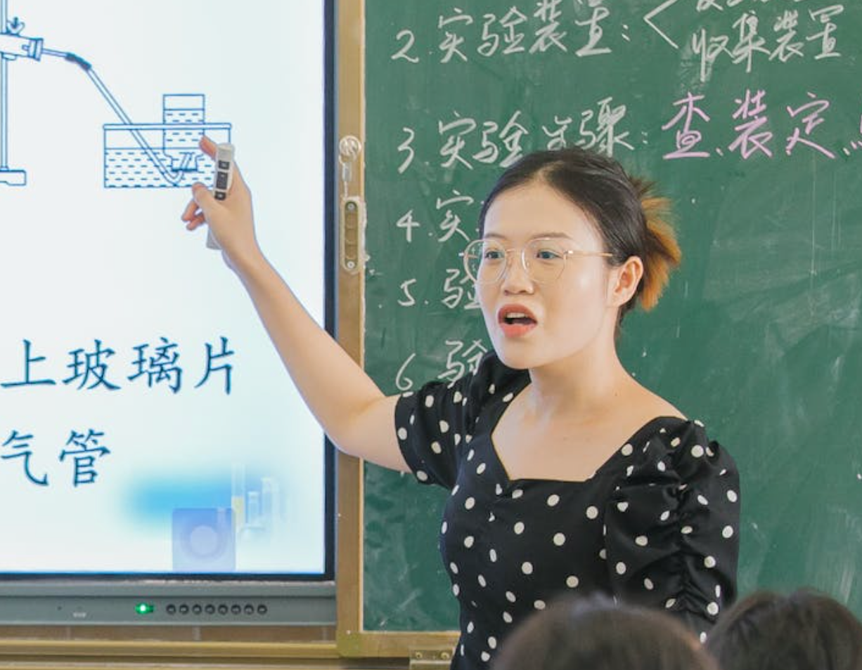 Li, profesora de chino online en ERIZO